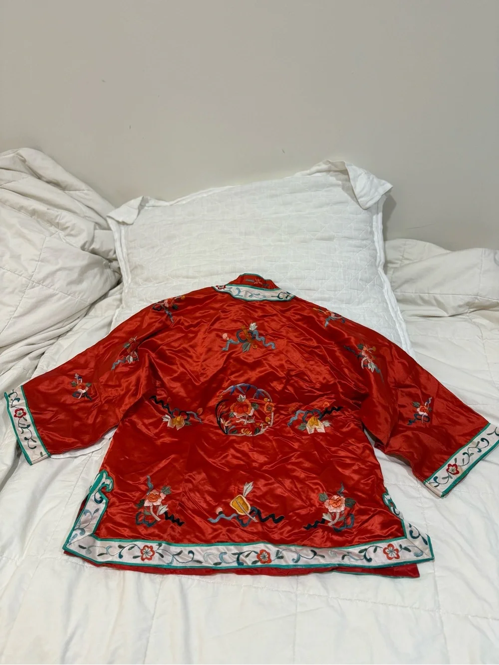 Vintage Embroidered Red Chinese Silk Robe/Jacket 8/10 Kids Small
